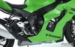 画像3: モンモデル[MENMT-008s]1/9 カワサキ Ninja ZX-10RR(塗装済みバージョン)