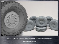 画像1: Miniarm[B35163]1/35 カマズ63968用(タイフーンK) 自重変形タイヤセット