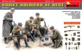 ミニアート[MA35109]1/35　休息中のソビエト兵