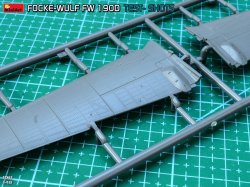 画像4: ミニアート[MA48040]1/48 フォッケ・ウルフ Fw 190D-9 ミメタール製 ベーシックキット 第301戦闘航空団