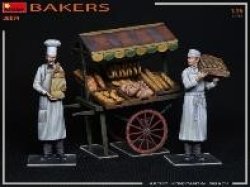 画像2: ミニアート[MA38074]1/35 パン屋セット　フィギュア2体入