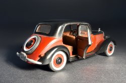 画像4: ミニアート[MA38008]1/35 ドイツ170Vサルーン4ドア（ドイツ民間仕様）フィギュア1体付