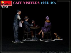 画像6: ミニアート[MA38058]1/35　カフェの客1930-40年代 フィギュア3体&犬1匹