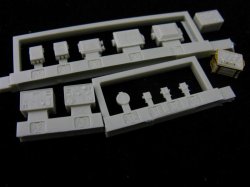 画像1: オレンジホビー[G35-010]1/35WWII独 FuG.Spr.D 自走砲用無線機セット