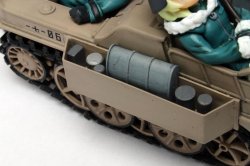 画像6: プラッツ[GLT-01] 1/35 少女終末旅行 ケッテンクラート w/チト&ユーリ フィギュア2体セット