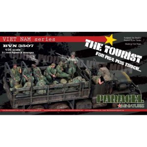 画像1: Paracel Miniatures[BVN3507]1/35 The Tourist (1)