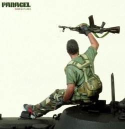 画像5: Paracel Miniatures[MW3517]1/35 シリア政府軍/自由シリア軍 AFV跨乗兵 #11 (勝ち誇る兵士)
