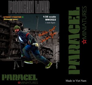 画像1: Paracel Miniatures[MW3522]1/35 現用 市街戦の戦士 3(逃げる男) (1)