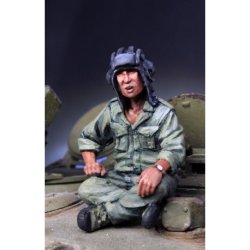 画像4: Paracel Miniatures[NVA3517]1/35 ベトナム戦争 NVA(北ベトナム正規軍)     戦車兵 胡坐をかく射撃手