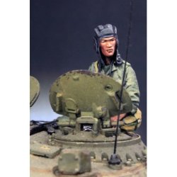 画像4: Paracel Miniatures[NVA3518]1/35 ベトナム戦争 NVA(北ベトナム正規軍)     戦車兵 ハッチにもたれる指揮官