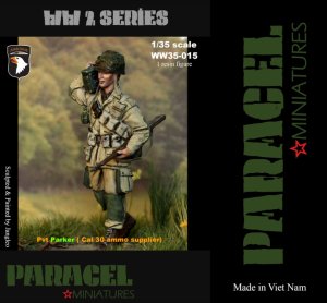 画像1: Paracel Miniatures[WW3515]1/35 WWII米 空挺兵 #13 パーカー(機銃弾薬手) (1)