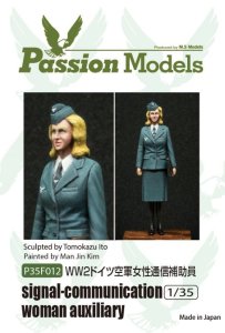 画像1: Passion Models[P35F012]1/35　WW2ドイツ空軍女性通信補助員 (1)