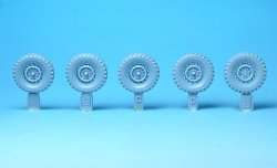 画像11: Passion Models[P35T-012＋]1/35 ロシア フィールドカー GAZ67 3Dパーツセット [DEF.MODELタイヤ付き]