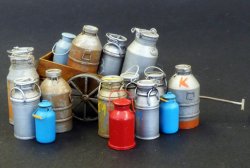 画像1: PlusModel[PM508]1/35 ミルク&クリーム用コンテナ