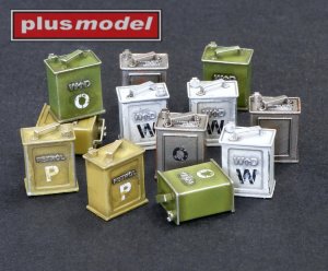 画像1: PlusModel[DP3005]1/35 イギリス製 燃料、オイル、水缶セット エンボス加工風 (1)