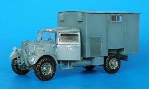 画像1: PlusModel[PM199]1/35WWII英 フォードソン WOT 3野戦修理車(フルキット) (1)