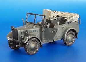 画像1: PlusModel[PM205]1/35WWII独 ストゥバー Kfz.2 無線車(フルキット) (1)