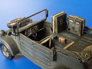 画像1: PlusModel[PM250]1/35WWII独 キューベルワーゲン無線車 改造セット(タミヤ用) (1)