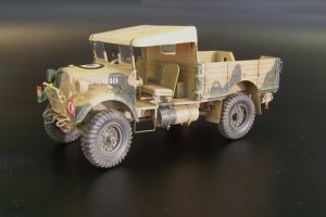 画像1: PlusModel[PM325]1/35WWII英 フォードソン WOT2軽トラック(フルキット) (1)