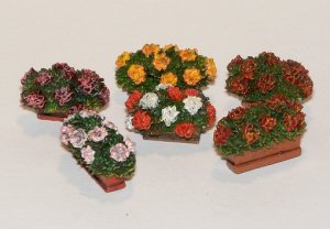 画像1: PlusModel[PM377]1/35花壇の花(8個セット) (1)
