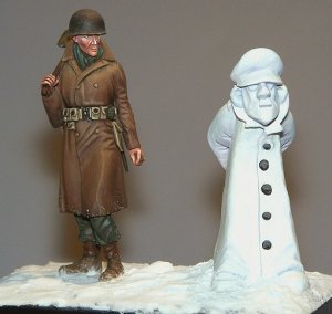 画像1: PlusModel[PM391]1/35WWII米 雪像と米兵 (1)