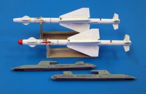 画像1: PlusModel[AL4022]1/48露 空対空ミサイルR-24Tエイペックス(2発) (1)