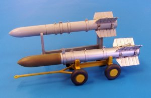 画像1: PlusModel[AL4030]1/48WWII米 空対地ロケット弾ティニーチム(長)(2発) (1)