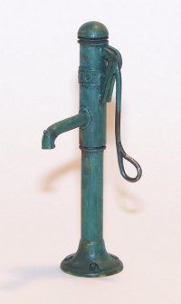 PlusModel[EL039]1/35庭の水ポンプ
