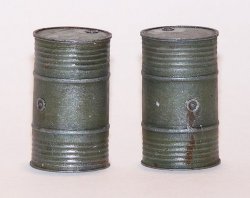 画像1: PlusModel[EL041]1/35金属ドラム缶(2個)