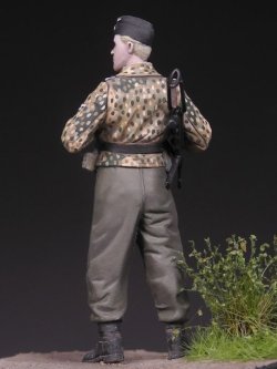画像3: Rado Miniatures[RDM35001] 1/35 WWII独 武装親衛隊第12装甲擲弾兵連隊 下士官 1944夏