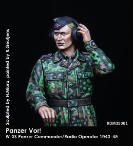 画像1: Rado Miniatures[RDM35061]1/35 WWII ドイツ 武装親衛隊戦車兵＃4 車長/無線手 1943-45 (1)