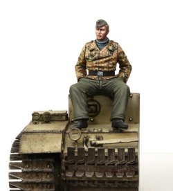 画像2: Rado Miniatures[RDM35066]1/35 WWII ドイツ 武装親衛隊 待機中の戦車兵 1944-1945年