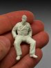 画像4: Rado Miniatures[RDM35066]1/35 WWII ドイツ 武装親衛隊 待機中の戦車兵 1944-1945年 (4)