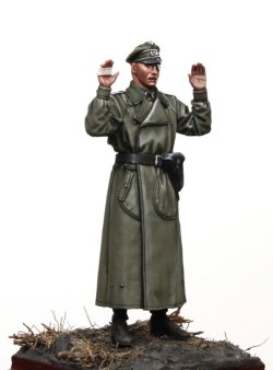 画像4: Rado Miniatures[RDM35067]1/35 WWII ドイツ 降伏する負傷した国防軍将校 1941-1945年