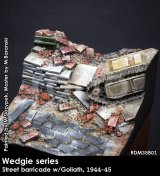 Rado Miniatures[RDM35B01]1/35 WWII ジオラマベース 独 路上のバリゲートに埋もれたゴリアテ 1944-45年