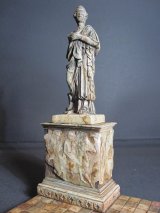 Reality in Scale[RIS35042]古代の彫像(全身像)台座付き