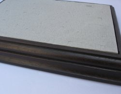 画像3: Reality in Scale[RIS35057]ダークブラウンの木製台座付き丸石の石畳