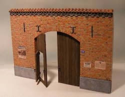 画像2: Reality in Scale[RIS35095]農家の門