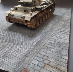 画像4: Reality in Scale[RIS35305]1/35 ポリウレタンシート歩道付き敷石畳道路