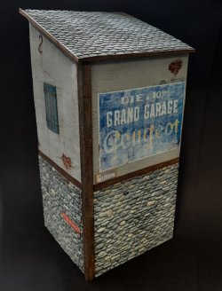 画像3: Reality in Scale[RIS35310]1/35 フランスの家屋角 壁面看板用デカール付