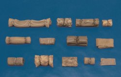 画像1: RoyalModel[RM070]1/35 テントと寝袋 パート1