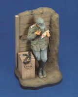 RoyalModel[RM115]1/16 故郷からの手紙を読むドイツ兵 クリミア 1943