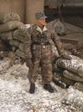 RoyalModel[RM175]1/35 独 冬服を着る独戦車兵