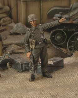 画像1: RoyalModel[RM227]1/35 独 SMGを持つピオネル連隊兵士 ビエンナ1945