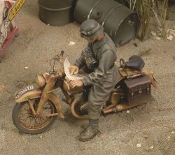 画像1: RoyalModel[RM266]1/35 独 DKWオートバイ運転兵