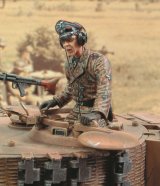 RoyalModel[RM335]1/35 独 タイガー戦車 戦車長