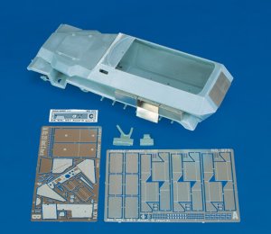 画像1: RoyalModel[RM371]1/35 独 Sd.kfz.251C型 パート2 工具箱等 ドラゴン用 (1)