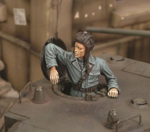 画像1: RoyalModel[RM414]1/35 露 WWIIソ連戦車兵 (1)