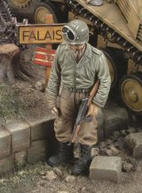 RoyalModel[RM563]1/35 米 WWIIトンプソン機関銃を構える米陸軍戦車兵