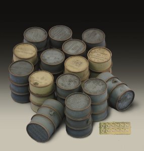 画像1: RoyalModel[RM617]1/35 独 WWIIドイツ軍 ドラム缶 (1)